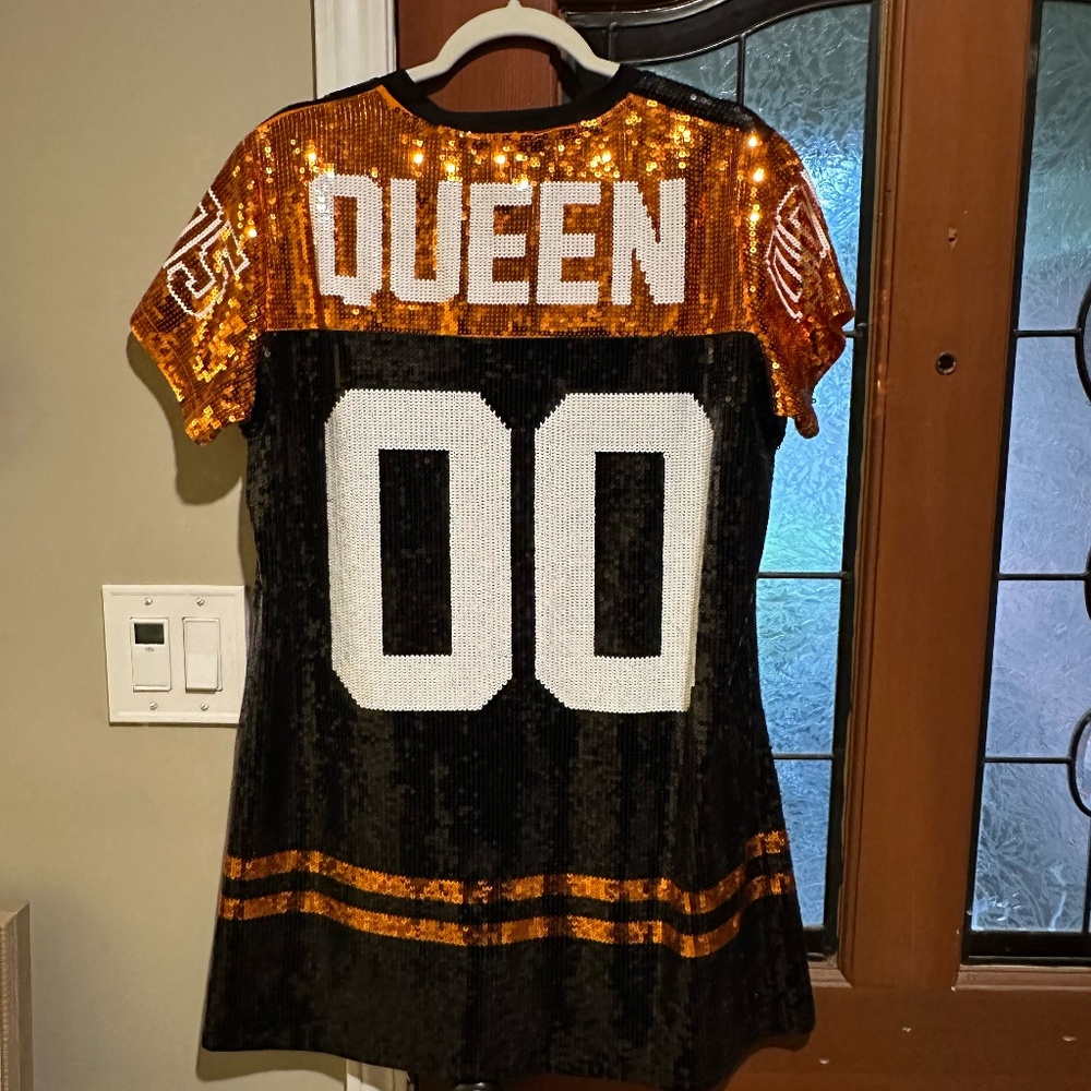 QOS Dress - Picture 3 of 4